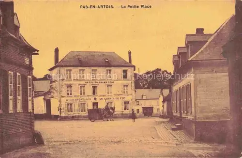 AK / Ansichtskarte Pas-en-Artois ARRAS 62 Pas-de-Calais La Petite Place