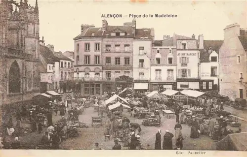 AK / Ansichtskarte ALENCON 61 Orne Place de la Madeleine Marché
