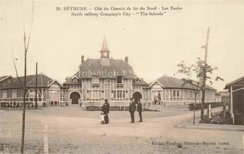 AK / Ansichtskarte Bethune 62 Pas-de-Calais Cité du Chemin de fer du Nord Écoles