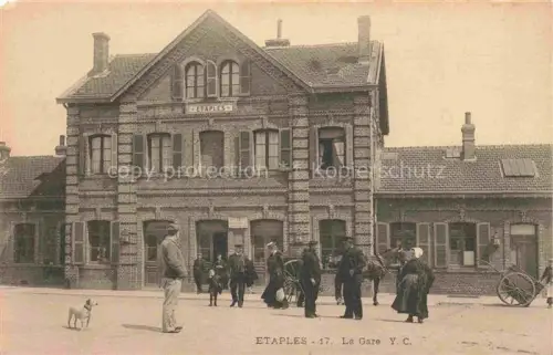 AK / Ansichtskarte Etaples-sur-Mer 62 Pas-de-Calais La gare Bahnhof