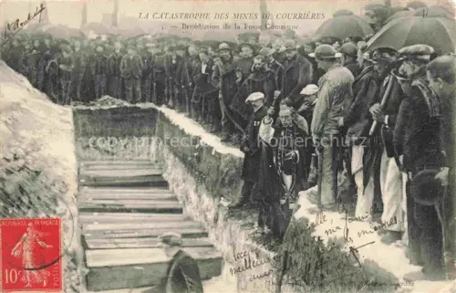 AK / Ansichtskarte Courrieres LENS 62 Pas-de-Calais Catastrophe des Mines de Courrieres Bénédiction de la Fosse Commune