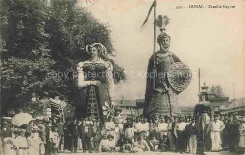AK / Ansichtskarte DOUAI 59 Nord Famille Gayant