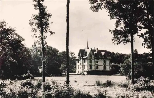 AK / Ansichtskarte Neuillay-les-Bois Chateauroux 36 Indre Château de Bois-Robert Centre aéré des Ecoles publiques de Chateauroux