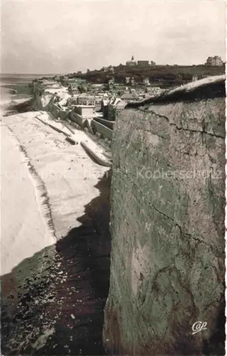 AK / Ansichtskarte Ault Abbeville 80 Somme La plage vue des falaises