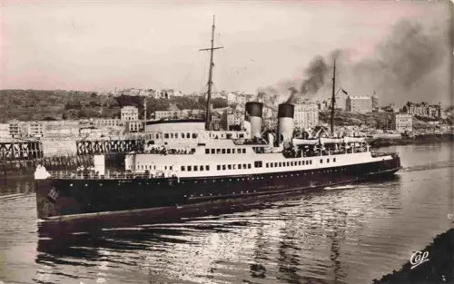 AK / Ansichtskarte BOULOGNE-SUR-MER 62 Pas-de-Calais La Maile Bateau