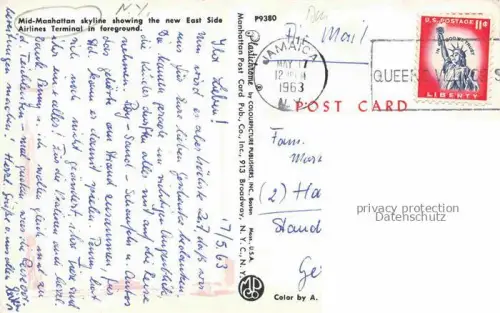 AK / Ansichtskarte MANHATTAN  NEW YORK USA Mid-Manhatten skyline showing the new East Side Airlines Terminal