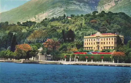 AK / Ansichtskarte Cadenabbia Griante Lago di Como Lombardia IT Villa Carlotta Ansicht vom See aus