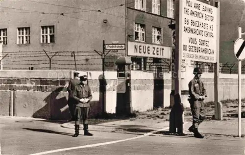AK / Ansichtskarte BERLIN  CITY Auslaenderuebergang Friedrichstrasse Checkpoint