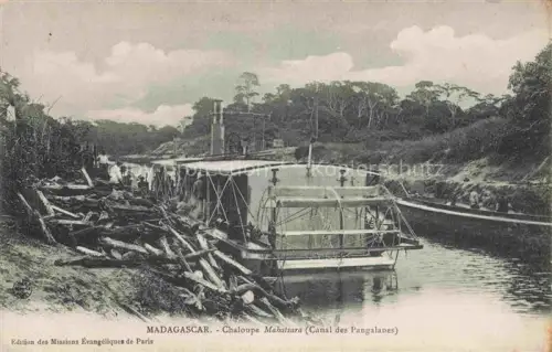 AK / Ansichtskarte Madagascar Madagaskar Chaloupe Mahatsara Canal des Pangalanes