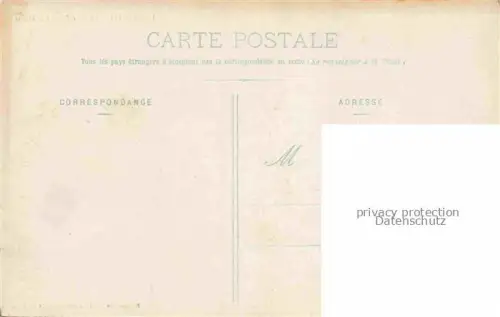 AK / Ansichtskarte Lessouto Lesotho Le sour devant la hutte