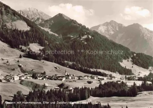 AK / Ansichtskarte Riezlern Kleinwalsertal Vorarlberg mit Hammerspitze Elfer und Zwoelferkopf