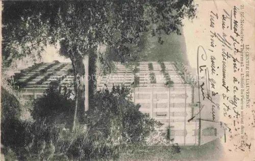 AK / Ansichtskarte St-Nectaire-Thermal Issoire 63 Puy de Dome Hôtel du Parc se mirant dans le lac