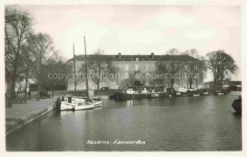 AK / Ansichtskarte LEEUWARDEN Friesland NL Kaserne Hafen