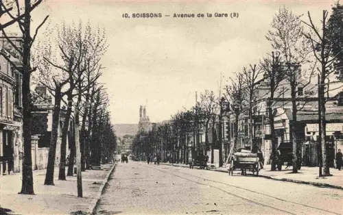 AK / Ansichtskarte Soissons 02 Aisne Avenue de la Gare
