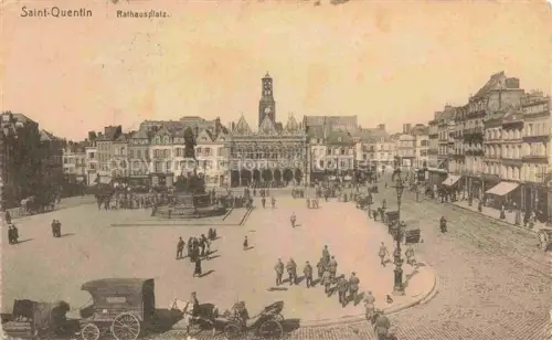 AK / Ansichtskarte Saint-Quentin 02 Aisne Rathausplatz