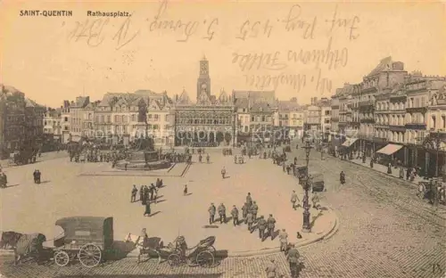 AK / Ansichtskarte Saint-Quentin 02 Aisne Rathausplatz
