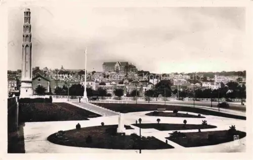 AK / Ansichtskarte Saint-Quentin 02 Aisne Le Jardin de la Gare et la Basilique