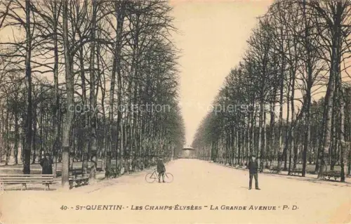 AK / Ansichtskarte Saint-Quentin 02 Aisne Les Champs Elysees La Grande Avenue