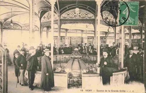 AK / Ansichtskarte VICHY 03 Allier Source de la Grande Grille