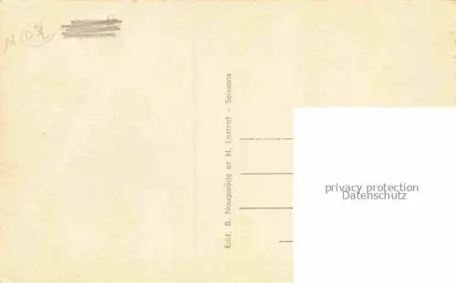 AK / Ansichtskarte Soissons 02 Aisne Cathedrale et Eglise Saint Pierre Au centre Ruines de l'ancienne Abbaye Notre Dame