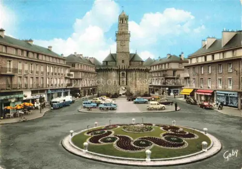 AK / Ansichtskarte Vire 14 Calvados Place du 6 Juin et la Porte-Horloge