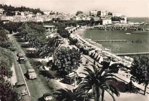 AK / Ansichtskarte Ste-Maxime-sur-Mer Draguignan 83 Var La promenade et la plage centrale