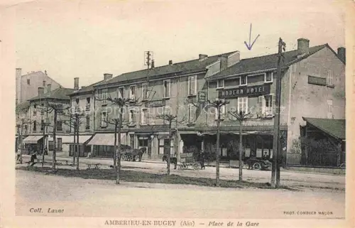AK / Ansichtskarte Amberieu-en-Bugey Belley 01 Ain Place de la Gare
