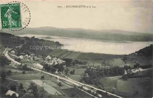 AK / Ansichtskarte Aiguebelette-le-Lac de Saint-Alban-de-Montbel CHAMBERY 73 Savoie Vue panoramique et le lac vue aérienne