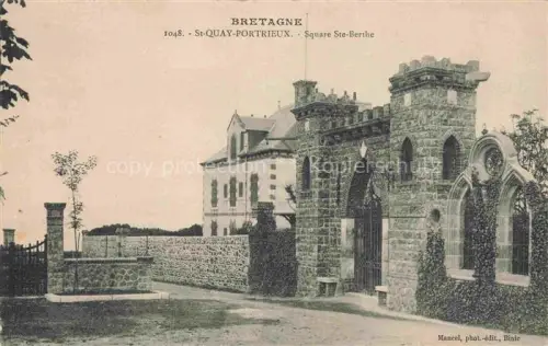 AK / Ansichtskarte St-Quay-Portrieux Saint-Brieuc 22 Cotes-d Armor Square Ste Berthe