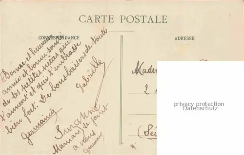 AK / Ansichtskarte St-Quay-Portrieux Saint-Brieuc 22 Cotes-d Armor Square Ste Berthe