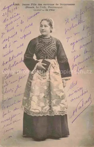 AK / Ansichtskarte Douarnenez 29 Finistere Jeune Fille de Douarnenez Costume de Fete