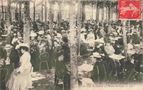 AK / Ansichtskarte Le Mont-Dore Clermont-Ferrand 63 Puy-de-Dome Café du Casino à l'heure du café