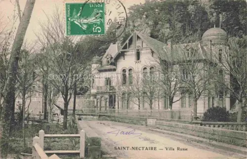 AK / Ansichtskarte Saint-Nectaire Puy de Dome Villa Russe