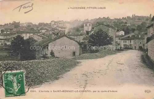 AK / Ansichtskarte Saint-Bonnet-le-Chastel Vue générale Arrivée par la Route d'Arlanc