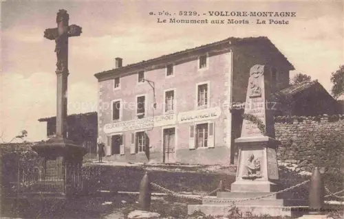 AK / Ansichtskarte Vollore-Montagne THIERS 63 Puy-de-Dome Monument aux Morts et la Poste