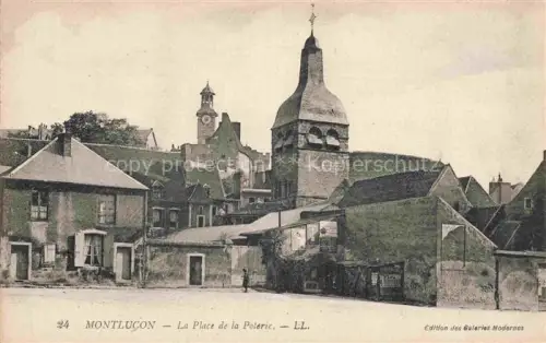 AK / Ansichtskarte MONTLUCON 03 Allier La Place de la Poterie