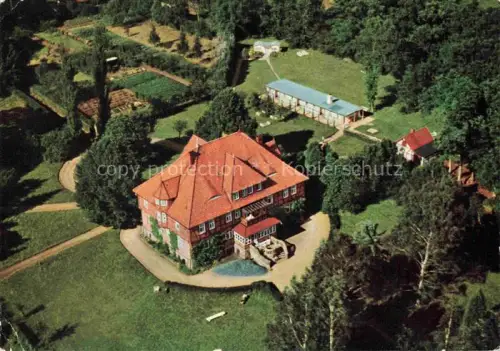 AK / Ansichtskarte Grabow Luechow-Dannenberg Lueneburger-Ostheide Landschloss Obergut Grabow