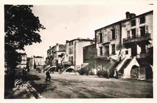 AK / Ansichtskarte Aubiere Clermont-Ferrand 63 Puy-de-Dome Place des Ramacles