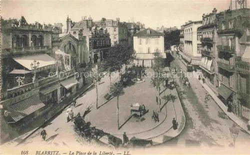 AK / Ansichtskarte BIARRITZ 64 Pyrenees Atlantiques Place de la Liberté