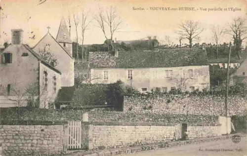 AK / Ansichtskarte Vouvray-sur-Huisne MAMERS 72 Sarthe Vue partielle et l'église