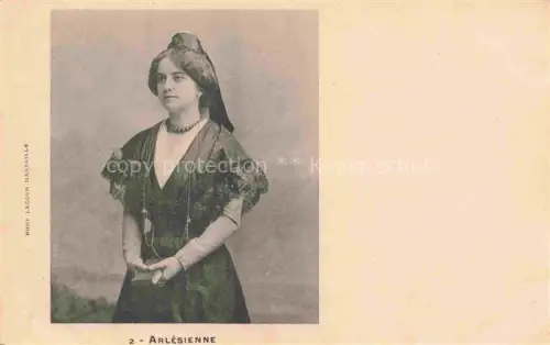 AK / Ansichtskarte ARLES 13 Bouches-du-Rhone Arlesienne