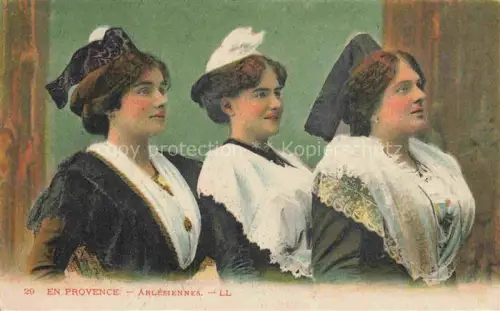 AK / Ansichtskarte ARLES 13 Bouches-du-Rhone Arlesiennes