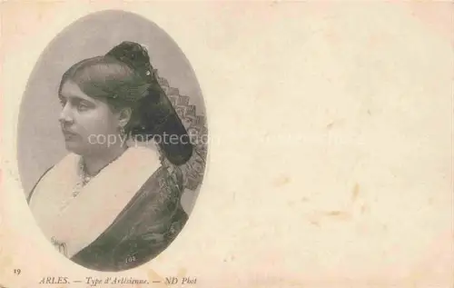 AK / Ansichtskarte ARLES 13 Bouches-du-Rhone Arlesienne