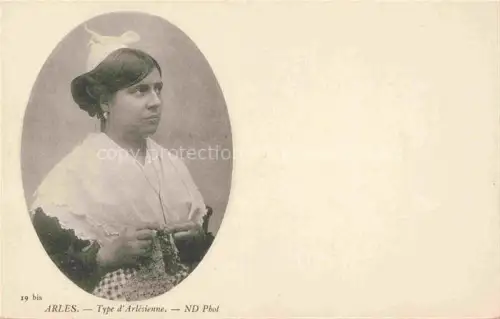 AK / Ansichtskarte ARLES 13 Bouches-du-Rhone Arlesienne