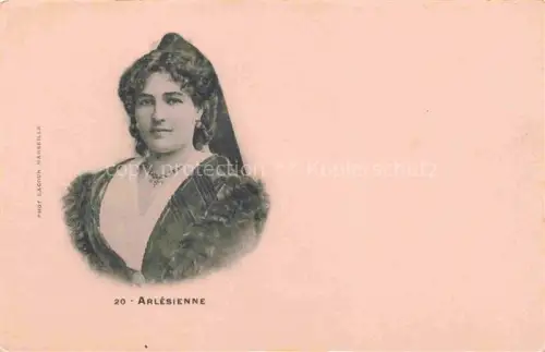 AK / Ansichtskarte ARLES 13 Bouches-du-Rhone Arlesienne