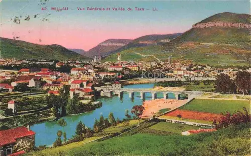 AK / Ansichtskarte MILLAU 12 Aveyron Vue generale et Vallee du Tarn