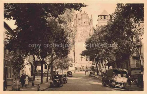 AK / Ansichtskarte RODEZ 12 Aveyron Avenue Victor Hugo et la Cathedrale