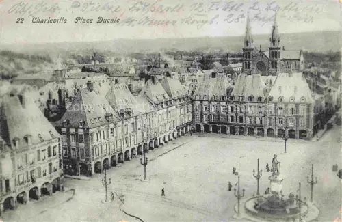 AK / Ansichtskarte CHARLEVILLE -MEZIERES 08 Ardennes Place Ducale