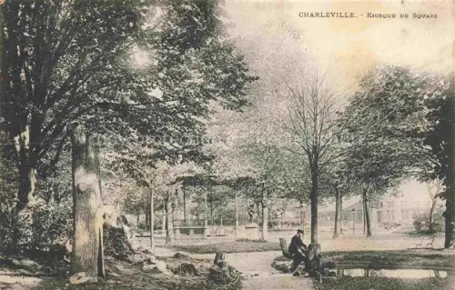 AK / Ansichtskarte CHARLEVILLE -MEZIERES 08 Ardennes Kiosque du Square