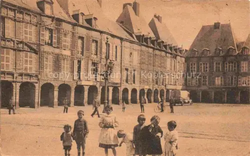 AK / Ansichtskarte CHARLEVILLE -MEZIERES 08 Ardennes Marktplatz